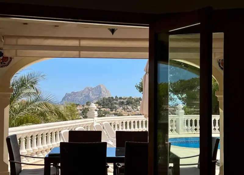 Chalet de Lujo en Calpe con Vistas Panorámicas