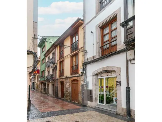 Local Comercial en Ribadesella: Oportunidad para Inversores