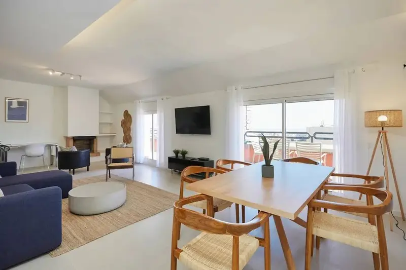 Apartamento de 3 dormitorios en alquiler en Barcelona