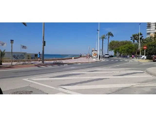 Casa en Santa Pola cerca de la playa con parking