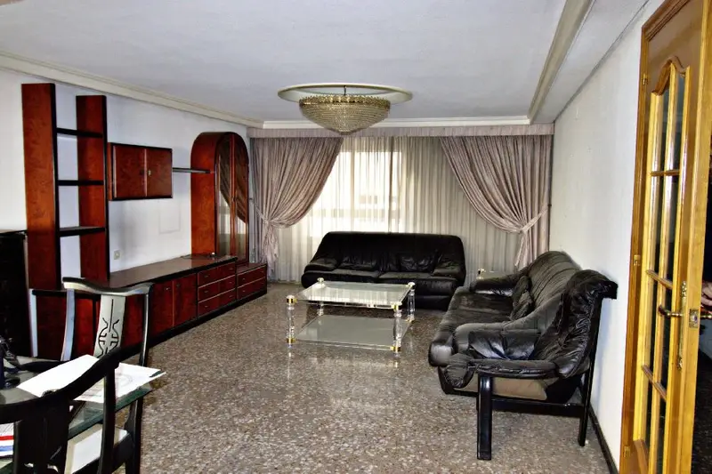 Venta Piso Soleado en Corazón de Jesús Elche