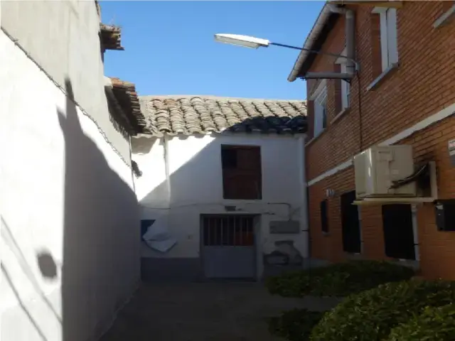 Casa en venta en Calle de la Iglesia, 24