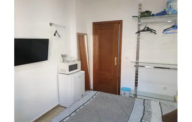 Apartamento 3 Dormitorios Granada Alquiler 3-24 Meses