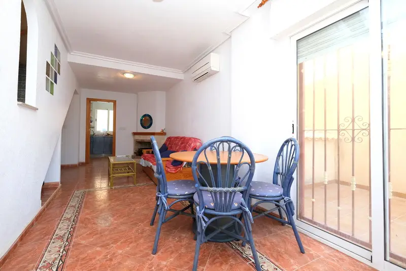 Villa en La Zenia 3 Dormitorios 3 Baños Cerca Playa