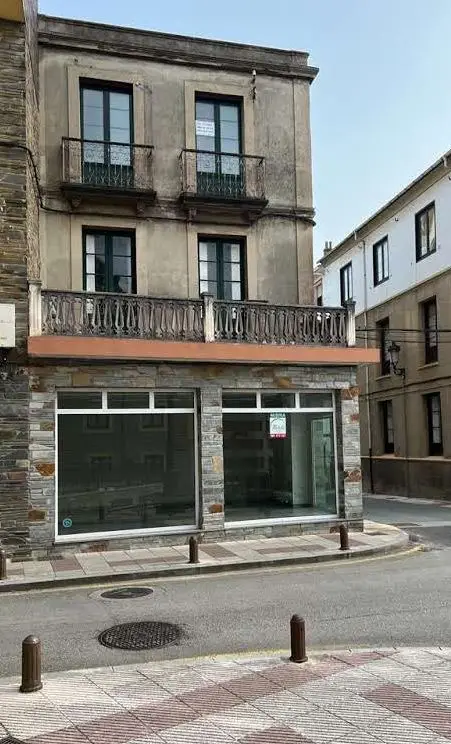 Venta Casa Navia 394m2 3 Plantas Garaje Terraza