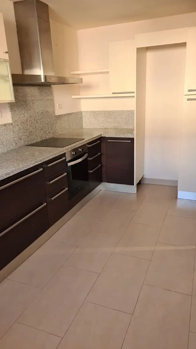 Casa en alquiler en Benahavís, Málaga