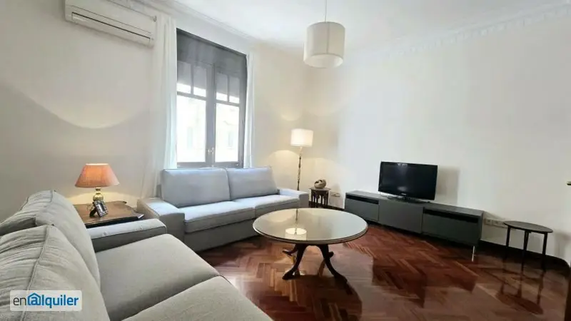 Piso en Recoletos Madrid 3 Dormitorios 2 Baños Amueblado