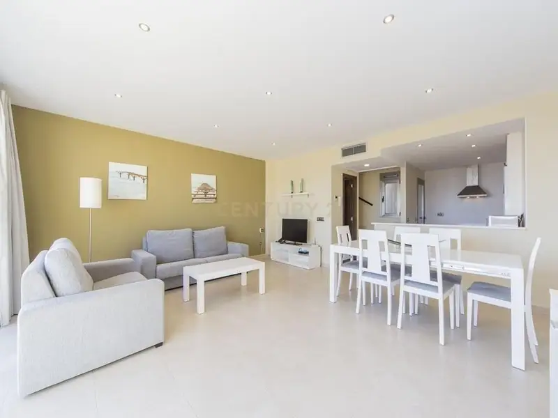 Villa en Calpe con Vistas al Mar 3 Dormitorios 2.5 Baños
