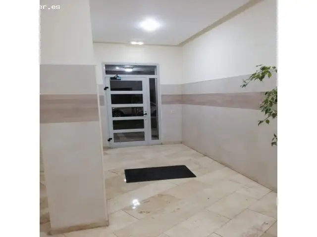 Piso Amplio Exterior con Ascensor y Garaje en Santander