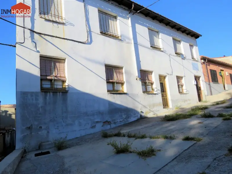 Venta Casa con Patio en Arevalo 450m2