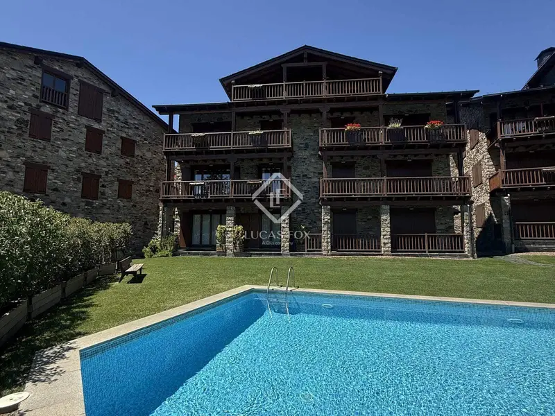 Apartamento en Puigcerda con Vistas a la Montana