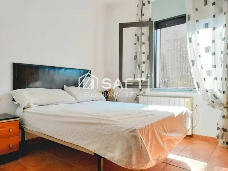 Chalet en Venta en Tordera con Piscina y Bosque