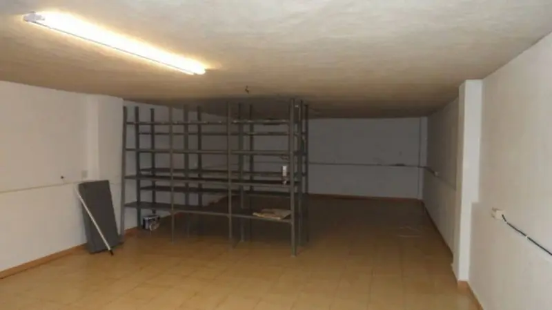 Venta Local Comercial con Terraza en Pueblo Levante Benidorm