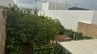Casa en Venta Alameda: Fachada Amplia