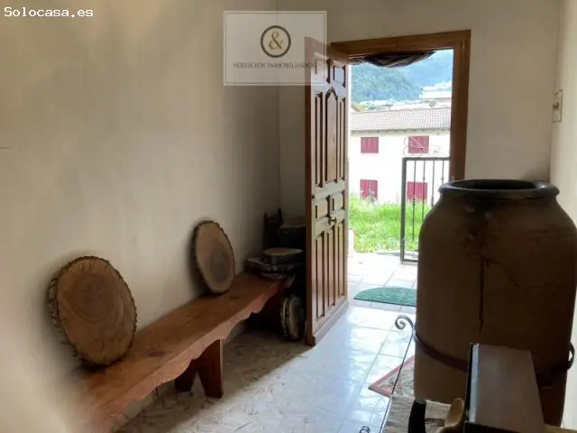 Casa en Arenal con Patio y Garaje - 3 Plantas y Buhardilla