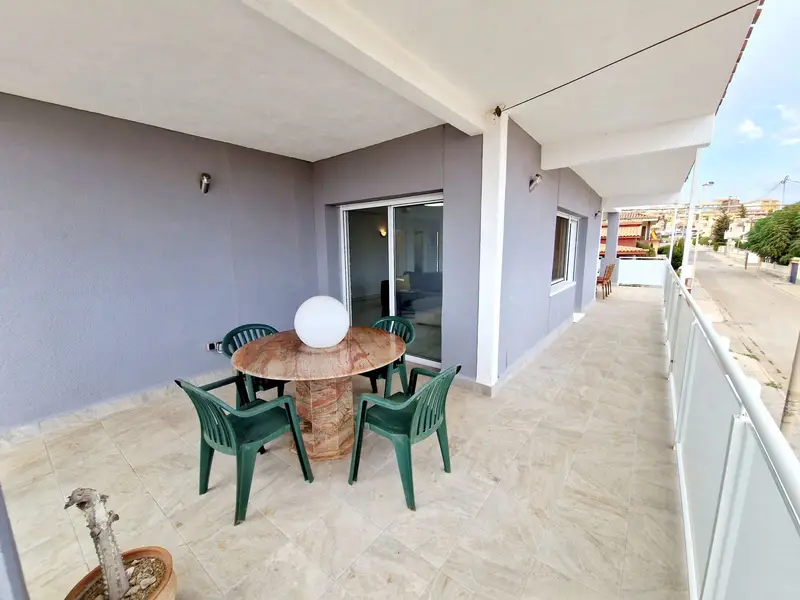 Chalet en Los Urrutias con Vistas al Mar Reformado