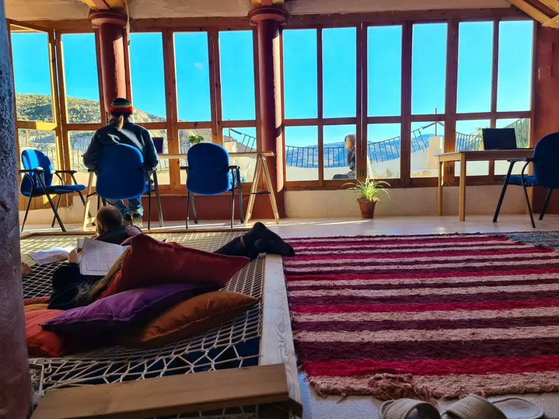 Coliving Sierra Nevada: Espacio Creativo y Bienestar