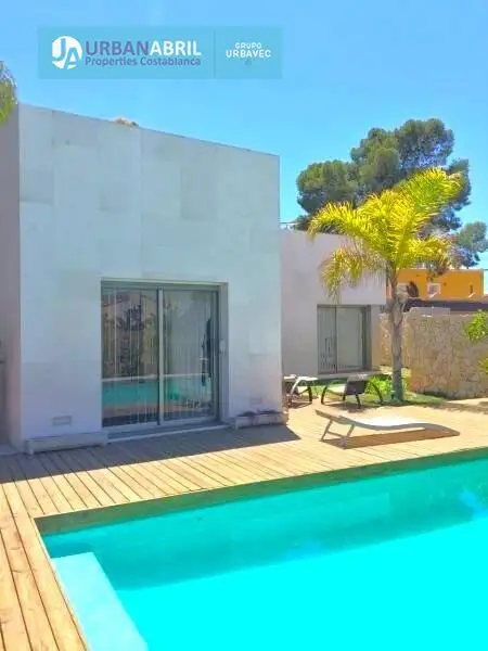 Venta Chalet en Cabo de las Huertas, El Cabo, San Juan Playa San Juan de Alicante - Ref: 01593