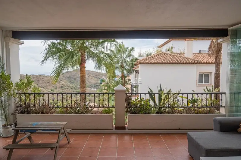 Apartamento en Venta Calahonda 2 Dormitorios 2 Baños Terraza