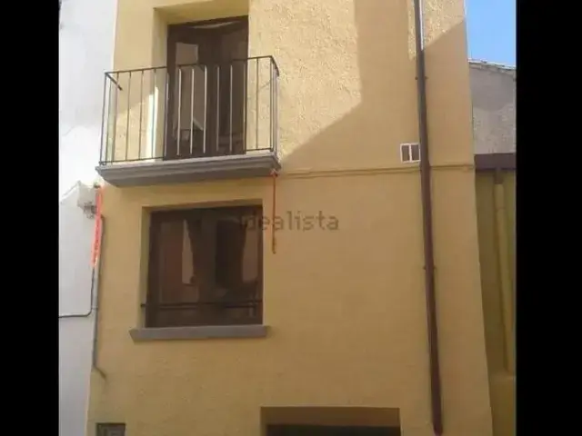 Casa en Ayerbe Huesca 3 dormitorios 172m2 ideal inversores