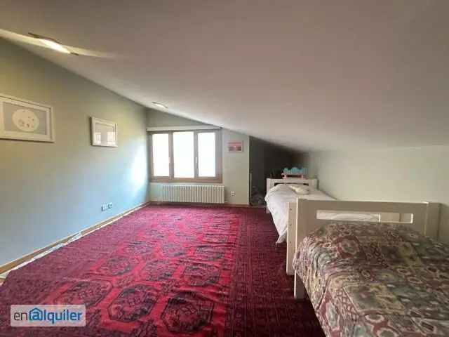 Alquiler Duplex Soria 4 Dormitorios 2 Baños Garaje Calefaccion Incluida