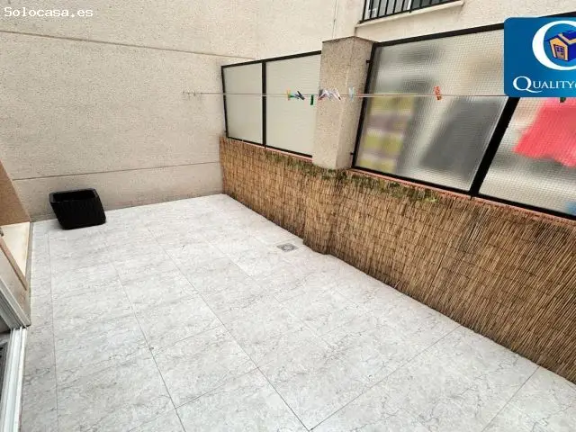 Piso en Venta en Jijona - 4 Dormitorios, 2 Baños, Garaje y Ascensor