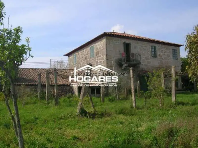 Finca Histórica con Viñedos y Piscina cerca de Tui