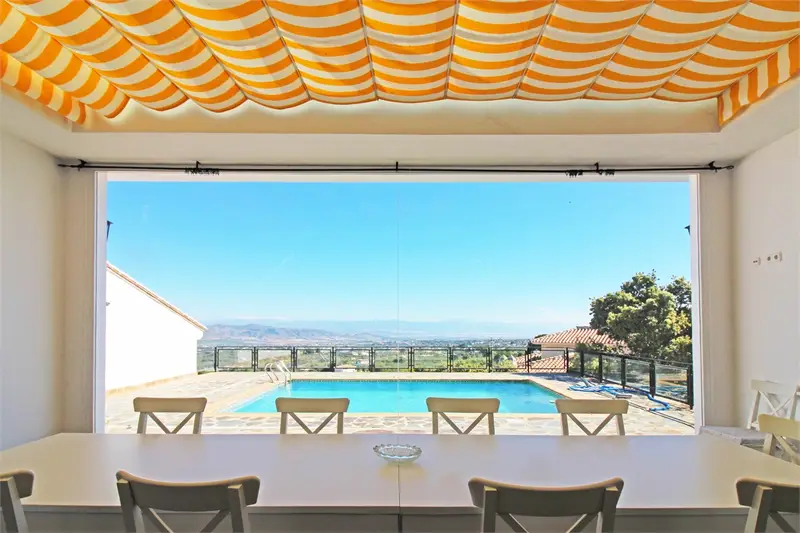 Casa Villa 3 Dormitorios Malaga Venta