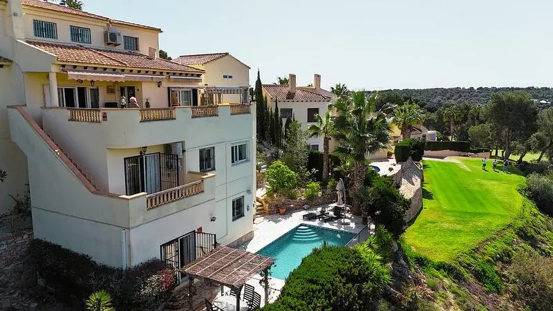 Villa de Lujo en Las Ramblas Golf Alicante