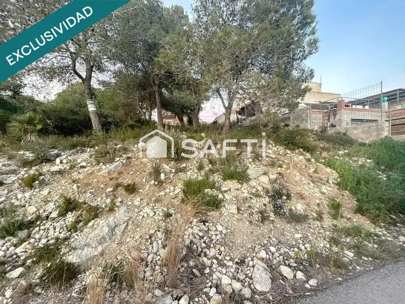 Solar/Parcela en venta en Canyelles, Barcelona