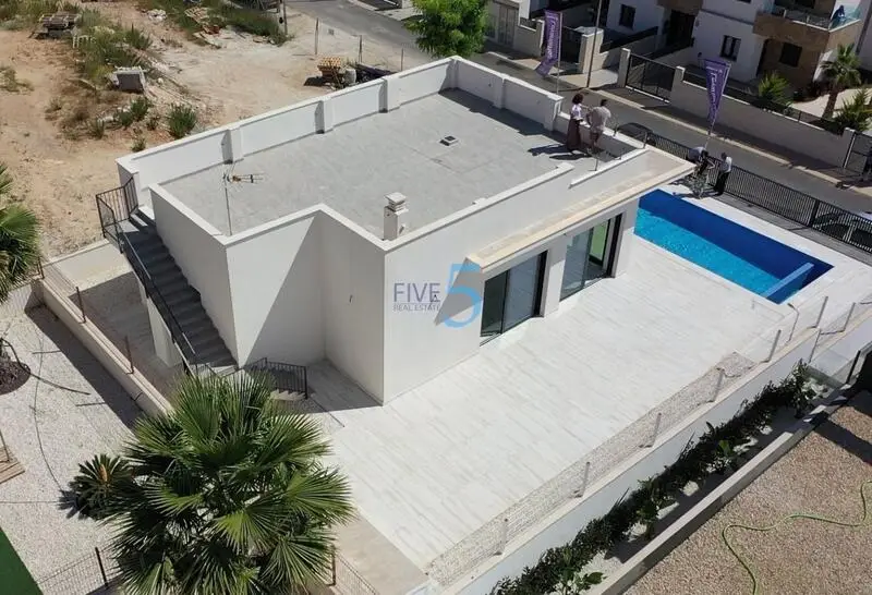 Villa en Polop 3 Dormitorios Piscina Privada