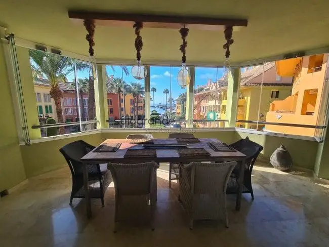 Apartamento en Alquiler Sotogrande Vistas Puerto Deportivo y Playa