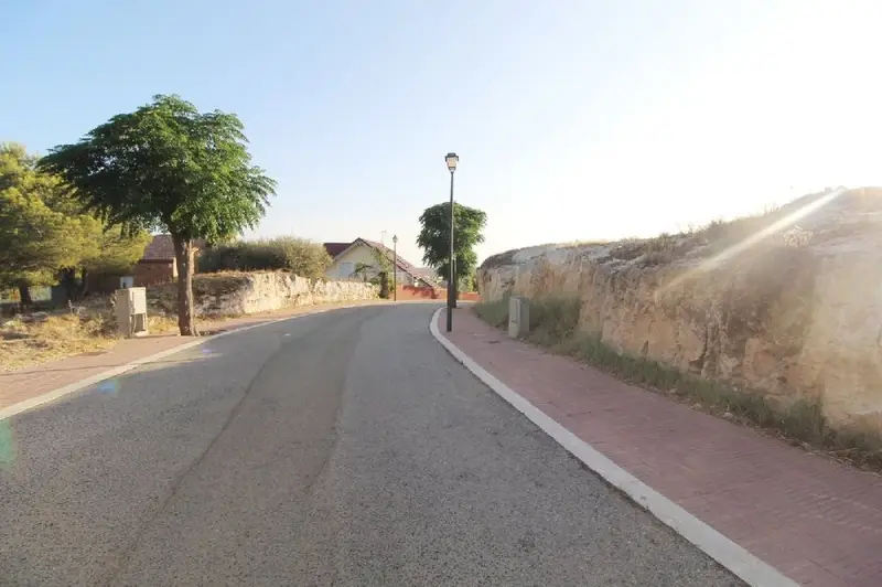 Venta Terreno con Vistas en La Martorella Roda de Bara