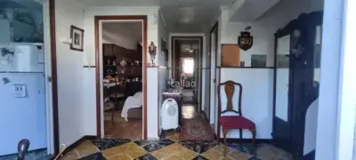 Casa en venta en Neda