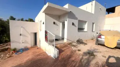 Villa en Alquiler Lobres Salobreña Playa Piscina Jardin 3 Dormitorios