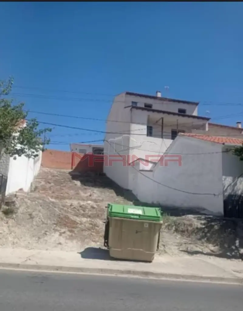Solar en Venta Borox Centro 306m2 Ref 0125