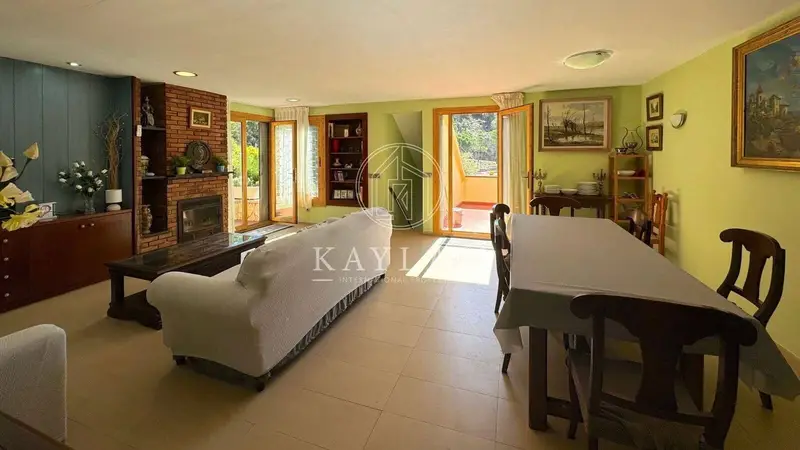 Chalet en venta en Tossa de Mar con vistas al mar y playa privada