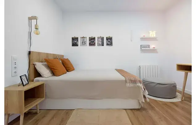 Habitacion 97m2 Barcelona Alquiler Media Temporada