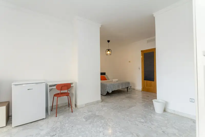 Habitacion Alquiler Malaga Apartamento Compartido Estudiantes Profesionales