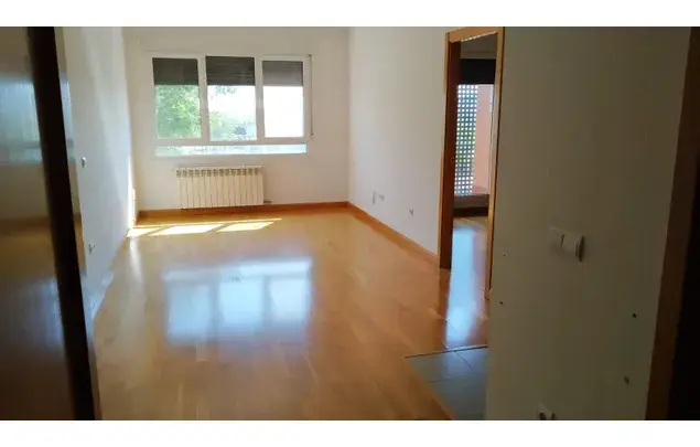 Rent 1 bedroom apartment of 45 m² in Arroyo de la Encomienda