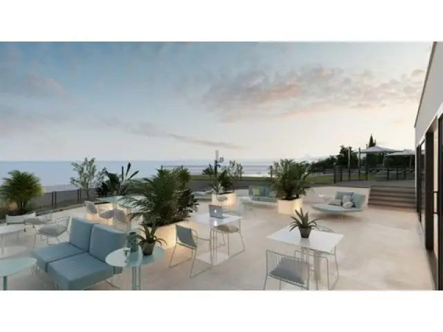 Apartamentos en Venta Casares: Vistas al Mar y Playa