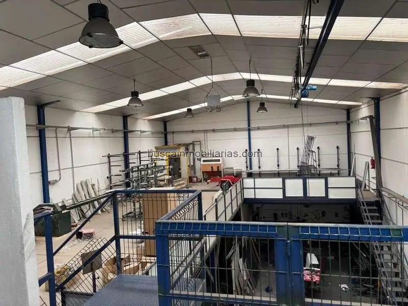 Nave Industrial en Venta Peligros 350m2