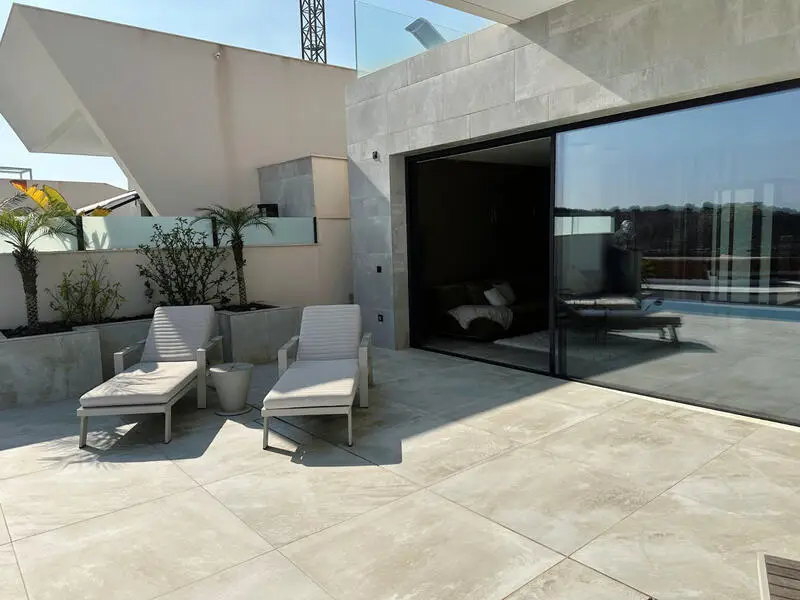 Villa de Lujo con Vistas al Mar en Ciudad Quesada