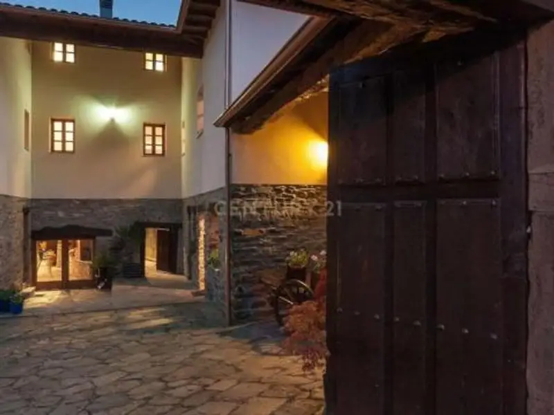 venta Chalet en Cangas de Narcea, Asturias (51757410848.107700)- Globaliza