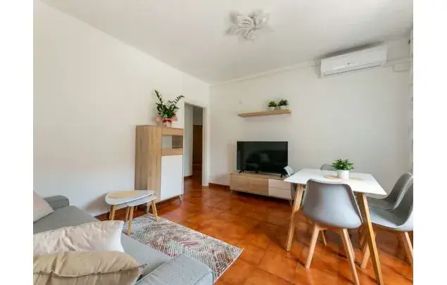 Apartamento 3 Dormitorios Barcelona Alquiler Mensual