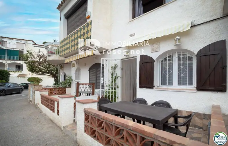 Apartamento en venta Empuriabrava 2 dormitorios piscina terraza