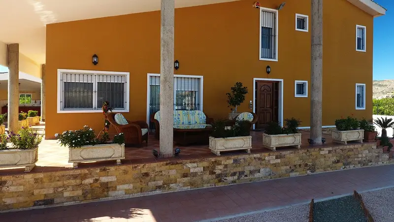 Chalet 5 Dormitorios Orihuela