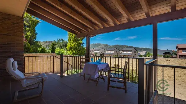Chalet Independiente en Segovia con Mejoras y Bodega