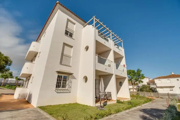 Apartamento 3 Dormitorios en La Duquesa Cerca de la Playa