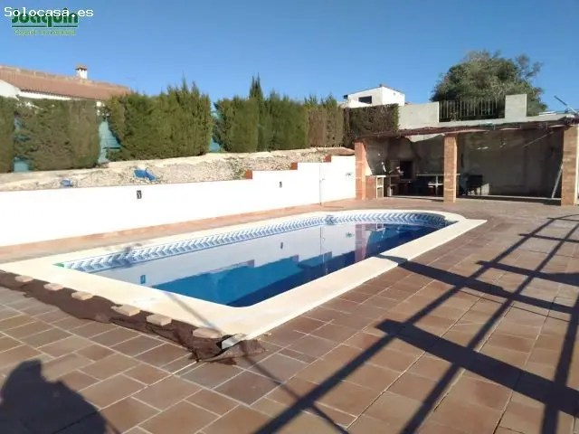 Chalet Independiente 127m2 con Piscina y Jardin 1250m2